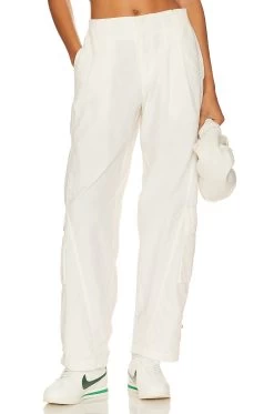 FREE PEOPLE X FP Movement Mesmerize Me Pant Sea Salt