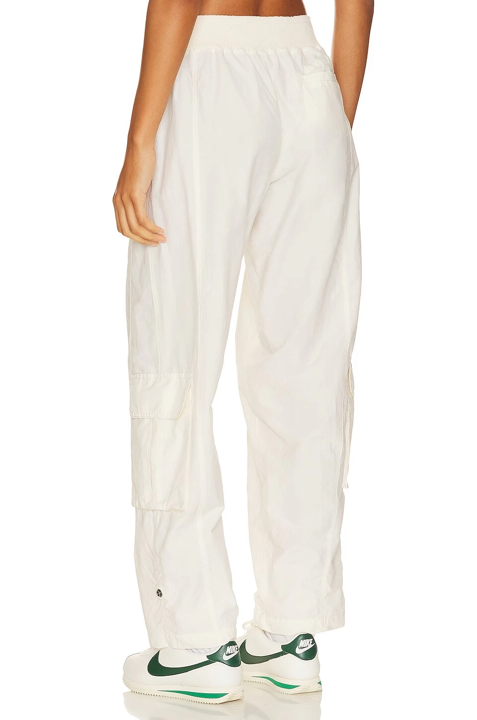 FREE PEOPLE X FP Movement Mesmerize Me Pant Sea Salt 5 FREE PEOPLE X FP Movement Mesmerize Me Pant Sea Salt - Image 3