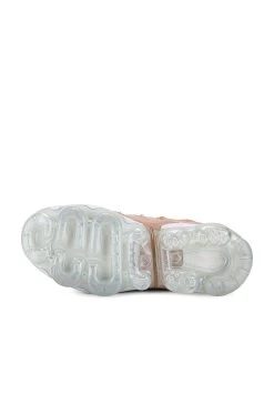 Nike Air Vapormax Plus Sneaker Pink Oxford, Metallic Silver, & White 13 Nike Air Vapormax Plus Sneaker Pink Oxford, Metallic Silver, & White -Fashion Women's Clothing Store NIKR WZ484 V6