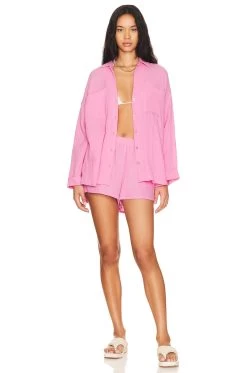 Show Me Your Mumu Weekday Button Up Bubblegum 11 Show Me Your Mumu Weekday Button Up Bubblegum -Fashion Women's Clothing Store SHOW WS452 V5