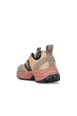 Veja Venturi Sneaker Dune & Black -Fashion Women's Clothing Store VEJA WZ148 V3