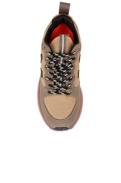 Veja Venturi Sneaker Dune & Black -Fashion Women's Clothing Store VEJA WZ148 V4